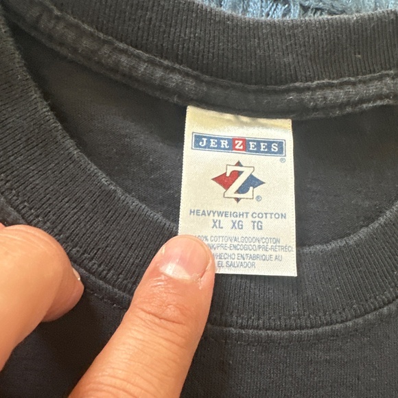 Elvis - Picture 3 of 3